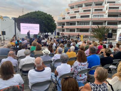 Científicos y técnicos muestran los avances que han permitido ir recuperando la normalidad en Puerto Naos y La Bombilla