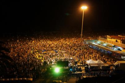 Más de 6.000 personas celebraron la magia de San Juan en la arena de Playa del Inglés