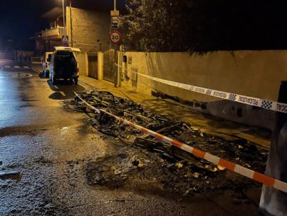 La quema de contenedores cuesta a La Laguna cerca de 30.000 euros