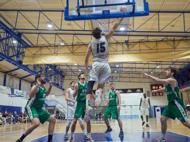 El RC Náutico amarra un nuevo triunfo ante un combativo CB Pozuelo