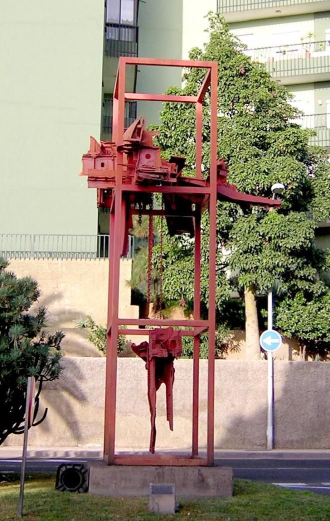 Santa Cruz inicia los trabajos de restauración de la escultura ‘Reloj de la muerte’, de José Abad