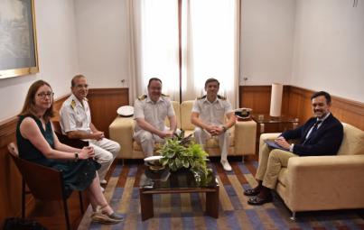 Tenerife recibe al buque HMS “Scott” de la Marina Real Británica