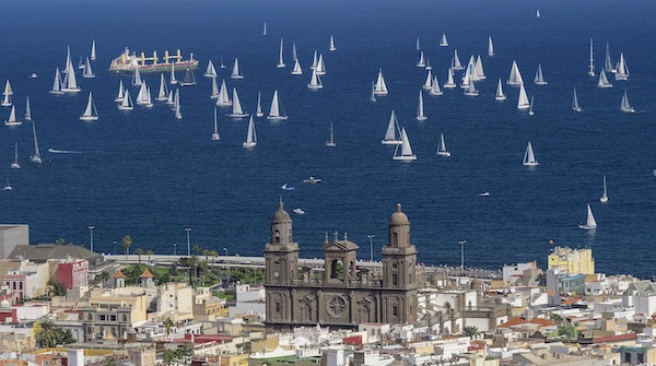 La salida de la regata ARC cierra el gran año de la náutica de la capital grancanaria