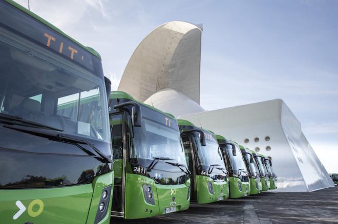 TITSA adjudica la compra de 74
nuevas guaguas por 16,8 millones de euros
