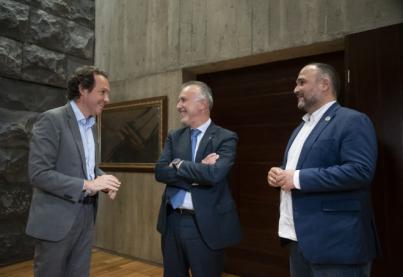 Canarias y Estado promueven la participación de las empresas en las ayudas a la geotermia y proyectos innovadores en renovables