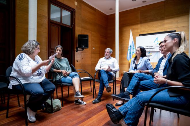 Clavijo propone dar un giro a la Atención Primaria para acabar con el “colapso” en Sanidad