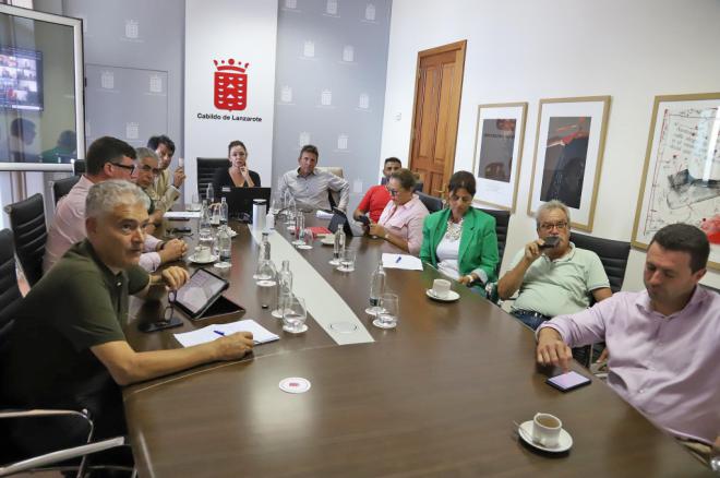 Lanzarote coordina un plan de prevención con ayuntamientos y servicios de seguridad