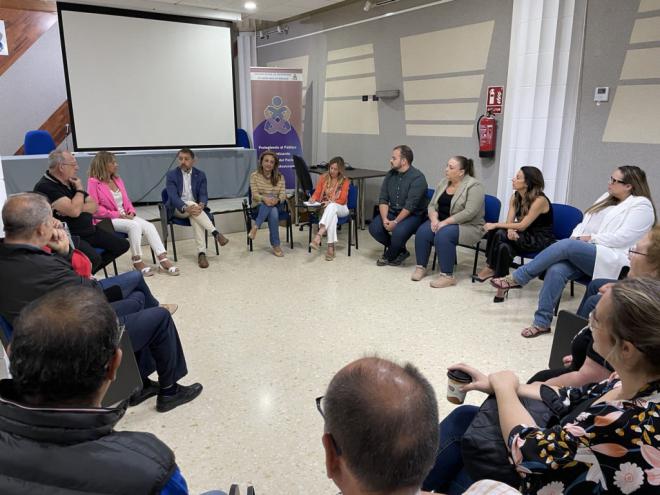Rosa Dávila aportará recursos desde el Cabildo para reducir la lista de espera en Tenerife