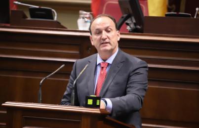 Fernández de la Puente apuesta por la creación de empleo como la mejor política social para Canarias