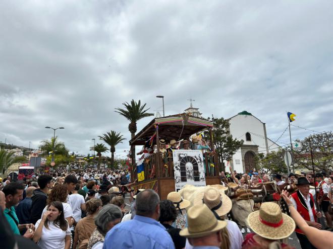 Unas 3.000 personas participan en la romería de Valle de Guerra