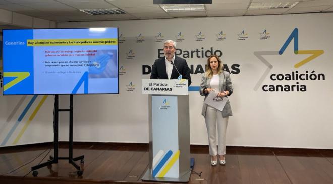 Clavijo advierte que el empleo que se ha creado es precario y plantea medidas específicas para mujeres, jóvenes, mayores de 45 y autónomos