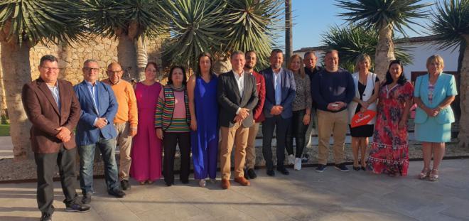 “El sur de Tenerife se ha convertido en una ubre constantemente exprimida en beneficio de unos pocos y estamos quedándonos atrás en las grandes inversiones”
