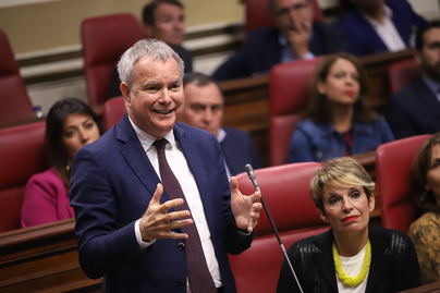 "Escuche a la mayoría social que reclama un cambio de modelo económico”