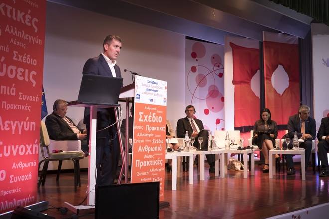 Clavijo reclama la unidad europea ante el drama de los refugiados