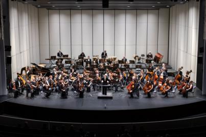 Edmon Colomer se pone al frente de la Sinfónica de Tenerife para dirigir Gerhard y Schumann