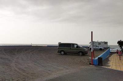 El Servicio Provincial de Costas de Tenerife prohíbe aparcar en el solar de ‘La inglesa’ en El Médano