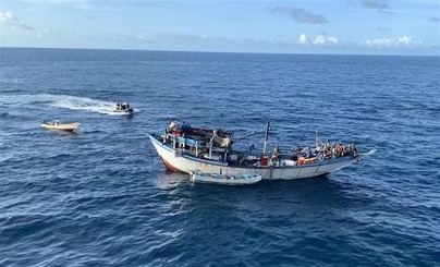 Una fragata española libera un pesquero yemení secuestrado por piratas en la costa somalí