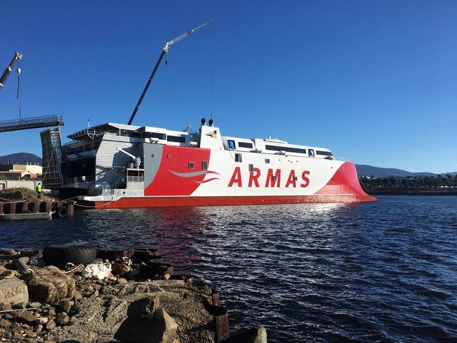 Armas Trasmediterránea pone a flote el fast ferry más avanzado del mundo
