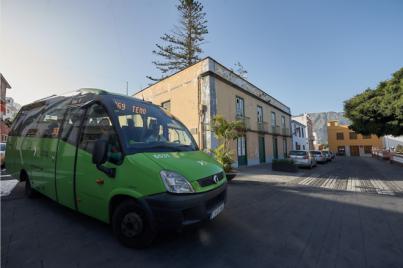 TITSA instalará los códigos QR y pantallas interactivas en todas sus paradas