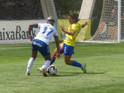 Primer test de pretemporada con claro aroma canario