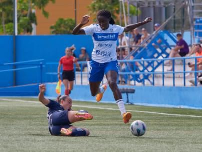 El Costa Adeje Tenerife se deja la piel sin recompensa