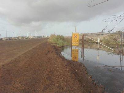 Vertidos incontrolados de aguas fecales en el Polígono Industrial de Granadilla de Abona