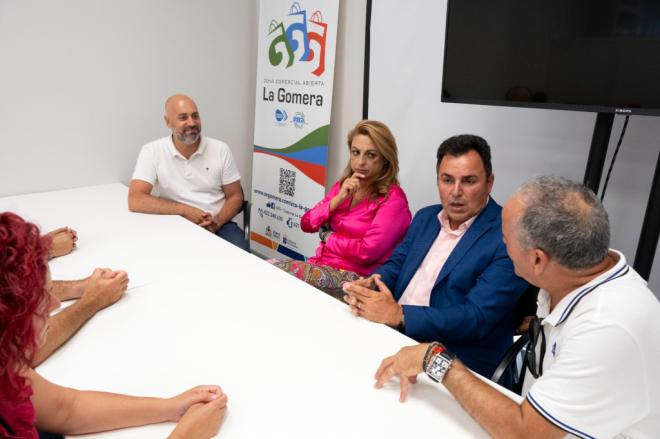 Valido exige al Estado la bonificación del 100% del transporte