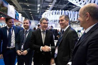 Clavijo apuesta por la mejora del destino para mantener el mercado turístico