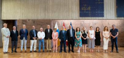 Torres preside la toma de posesión de José Carlos Francisco como presidente del Consejo Económico y Social