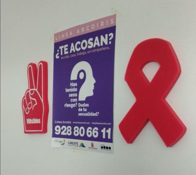 La Calle Real se tiñe de Rojo por la Lucha Contra VIH