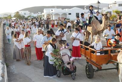Alegría desbordante en la romería de Yaiza