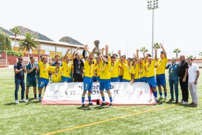 La UD Las Palmas se proclama campeón del Torneo Juvenil Villa de Adeje