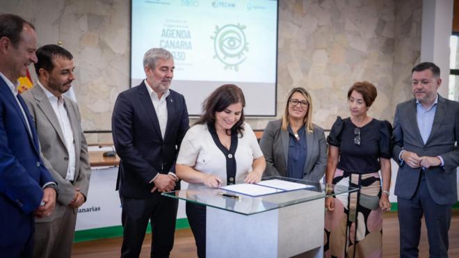 Gobierno y Fecam trabajarán juntos para impulsar la Agenda 2030