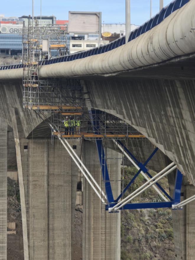 Realizan los últimos trabajos de refuerzo del viaducto del Guiniguada