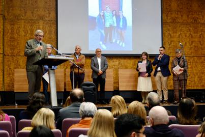 Nace la Escuela Verseadora ‘Nieves Clemente’