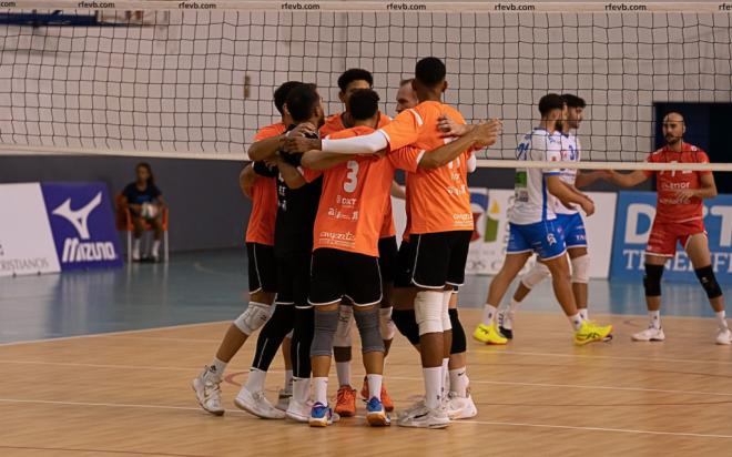 El Arona Playa de Los Cristianos gana el partido de la jornada ante Boiro