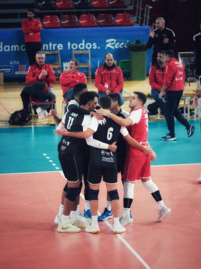 El Arona Spring In Motion se queda a un solo set de disputar la final de la Copa Príncipe