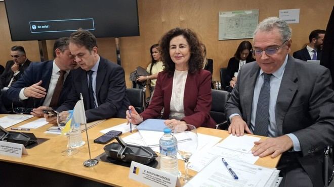 Asián alerta sobre la complejidad de reformar la financiación en Canarias