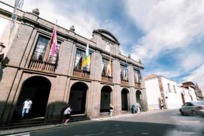 La Laguna celebra un pleno protagonizado por personas con discapacidad