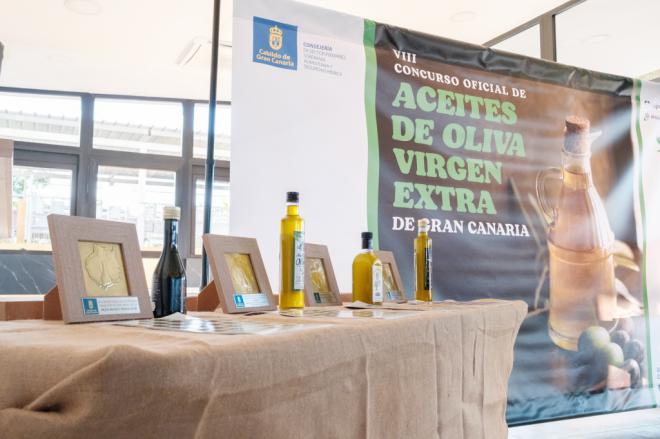 ‘Burro Safari Las Tirajanas’ Mejor Aceite de Oliva Virgen Extra de Gran Canaria