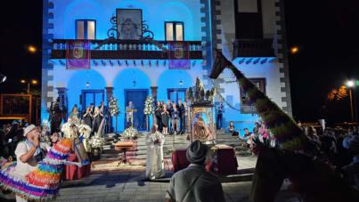 Los Caballos Fufos danzan en honor a la Virgen de las Nieves y San Miguel Arcángel