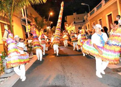 Los Caballos Fufos y las carrozas llenarán de color las Fiestas de San Miguel