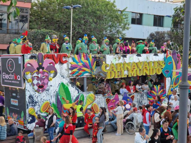 Más de 25.000 personas disfrutan de la cabalgata de Telde