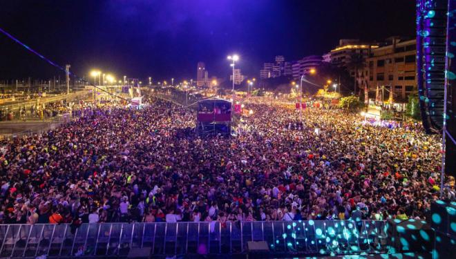 Santa Cruz vive su primer fin de semana de Carnaval con la asistencia de 350.000 personas