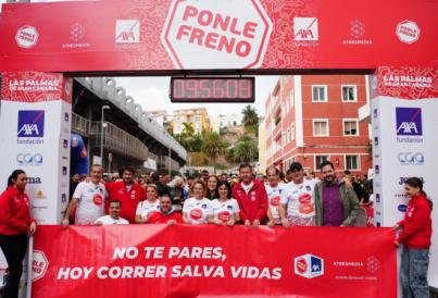 Más de 1.200 personas participan en la carrera solidaria ‘Ponle Freno’