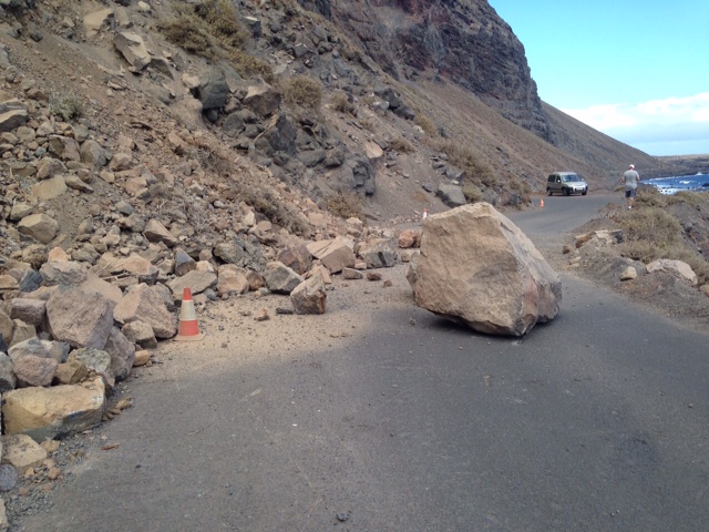 El Hierro reclama la contratación por la vía de urgencia del falso túnel en la costa de Sabinosa