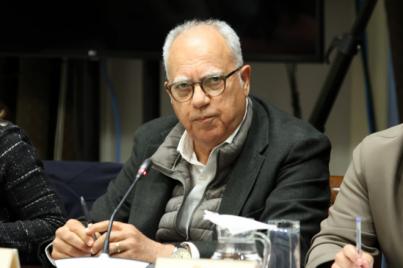 Curbelo apoya la regularización extraordinaria de inmigrantes