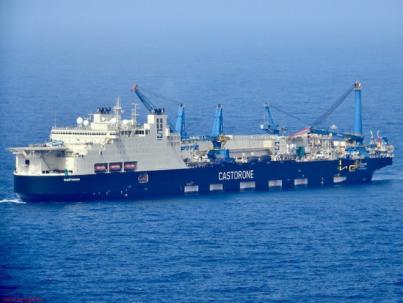 Castorone, gigante del tendido submarino, escala en Las Palmas