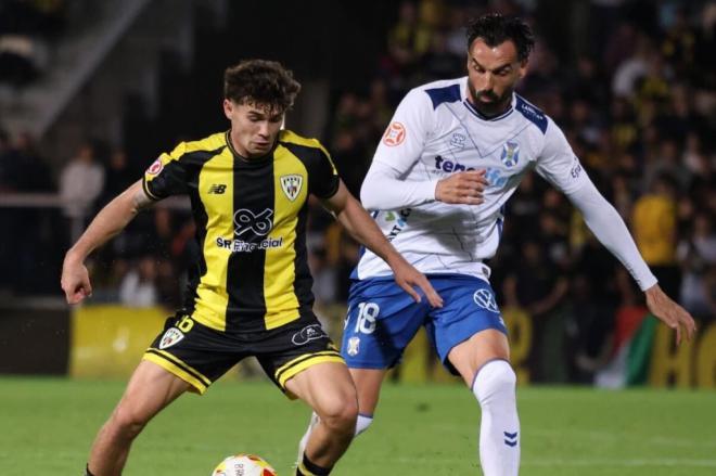 El CD Tenerife no consigue puntuar en Lasesarre