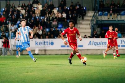El CD Tenerife suma un punto ante el CF Talavera